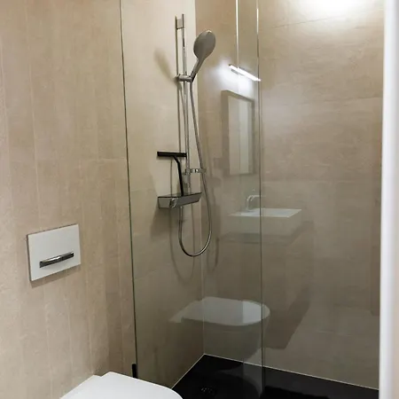 V22 - Premium Apartements شقة *