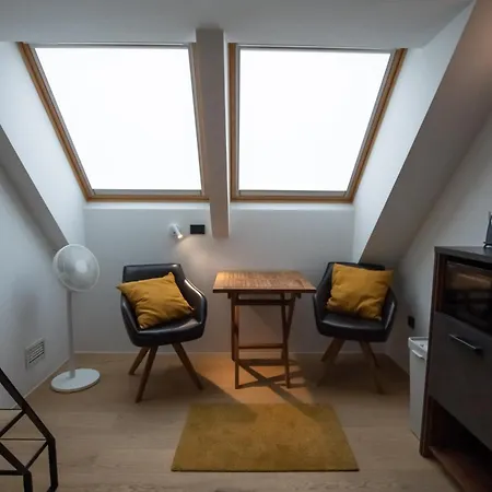 V22 - Premium Apartements 아파트