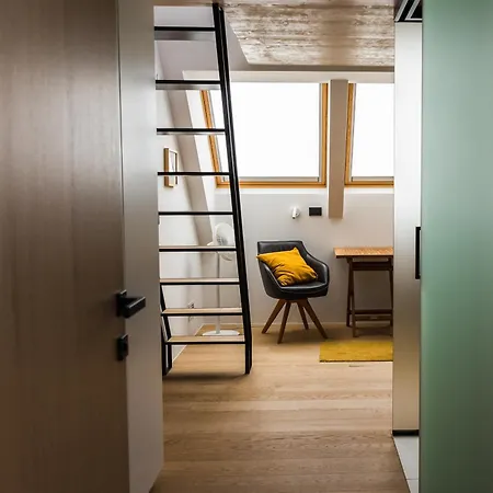 V22 - Premium Apartements Апартаменти *