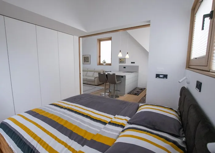 V22 - Premium Apartements *