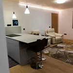 Апартаменти V22 - Premium Apartements Любляна