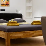 V22 - Premium Apartements Апартаменти *