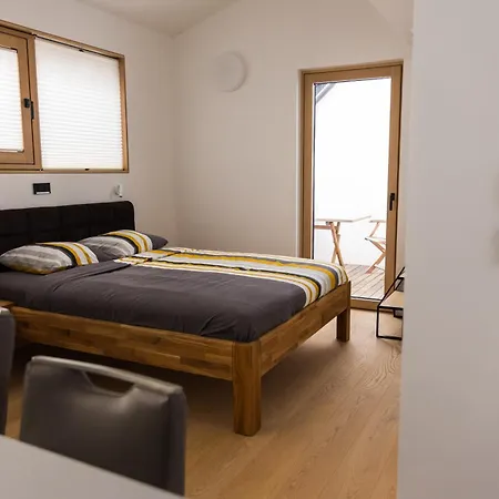 V22 - Premium Apartements Любляна